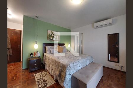 Casa à venda com 225m², 3 quartos e 2 vagasQuarto 1