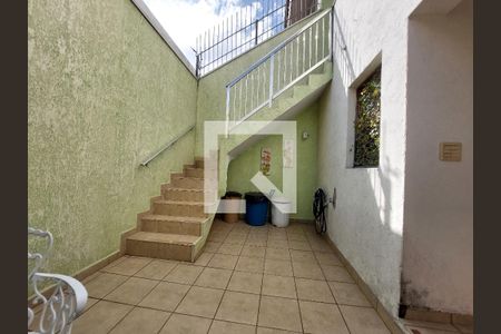 Casa à venda com 225m², 3 quartos e 2 vagasQuintal