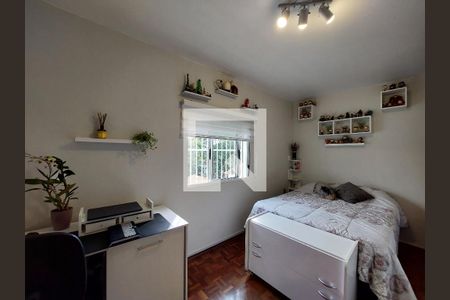 Casa à venda com 225m², 3 quartos e 2 vagasQuarto 3