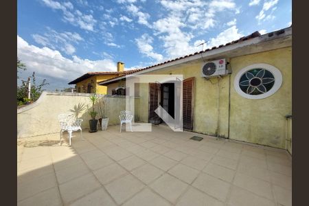 Casa à venda com 225m², 3 quartos e 2 vagasQuarto 1
