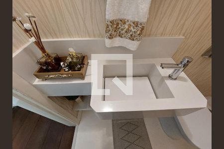 Casa à venda com 225m², 3 quartos e 2 vagasLavabo