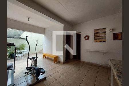 Casa à venda com 225m², 3 quartos e 2 vagasSalão de festa/Academia