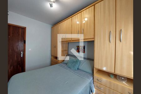 Casa à venda com 225m², 3 quartos e 2 vagasQuarto 2