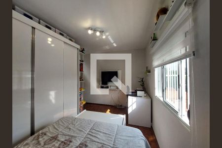 Casa à venda com 225m², 3 quartos e 2 vagasQuarto 3