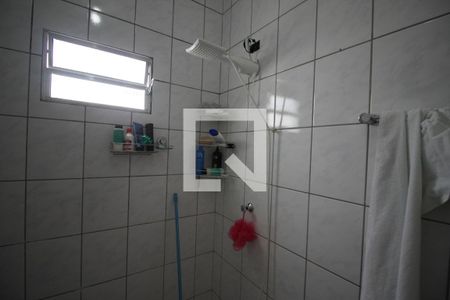 Casa à venda com 200m², 2 quartos e 2 vagasBanheiro 2