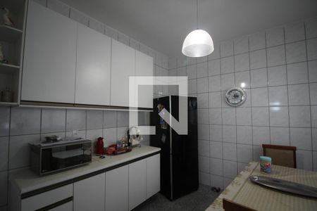 Casa à venda com 200m², 2 quartos e 2 vagasSala de Jantar