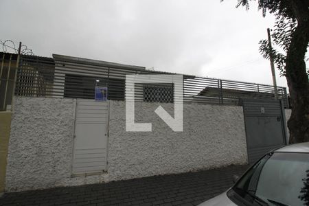 Casa à venda com 200m², 2 quartos e 2 vagasFachada Externa