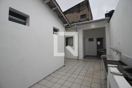 Casa à venda com 200m², 2 quartos e 2 vagasQuintal