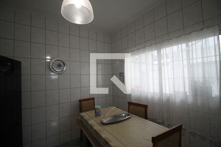 Casa à venda com 200m², 2 quartos e 2 vagasSala de Jantar