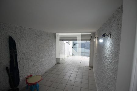 Casa à venda com 200m², 2 quartos e 2 vagasGaragem