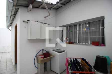 Casa à venda com 200m², 2 quartos e 2 vagasQuintal