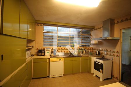 Casa para alugar com 500m², 6 quartos e 4 vagasCozinha