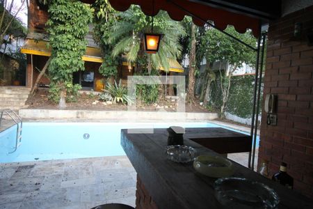 Casa para alugar com 500m², 6 quartos e 4 vagasChurrasqueira