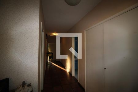 Casa para alugar com 500m², 6 quartos e 4 vagasCorredor