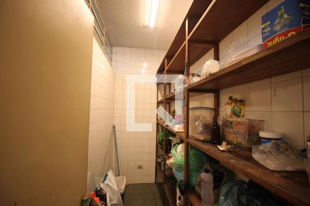 Casa para alugar com 500m², 6 quartos e 4 vagasDispensa