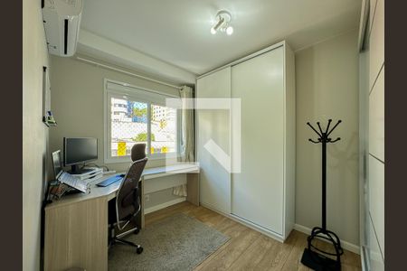 Apartamento à venda com 72m², 2 quartos e 2 vagasQuarto 2