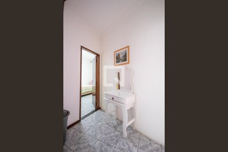 Casa à venda com 259m², 3 quartos e 2 vagas Casa à venda com 259m², 3 quartos e 2 vagasHall dos Quartos