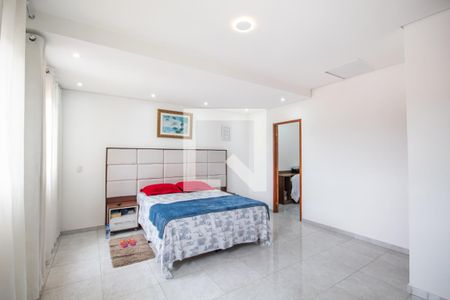 Quarto 1 de casa à venda com 3 quartos, 259m² em Santa Maria, Osasco