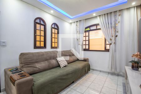 Casa à venda com 259m², 3 quartos e 2 vagas Casa à venda com 259m², 3 quartos e 2 vagasSala
