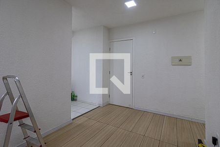 sala de apartamento para alugar com 2 quartos, 46m² em Vila Cristalia, São Paulo