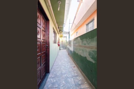 Entrada de casa para alugar com 1 quarto, 20m² em Conceição, Osasco
