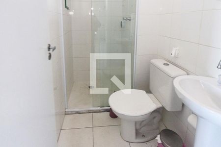 Banheiro de apartamento para alugar com 2 quartos, 35m² em Jardim Ibitirama, São Paulo