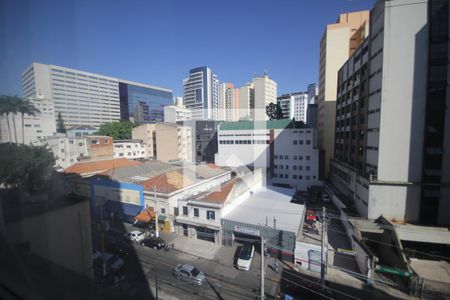 Vista do Quarto de apartamento para alugar com 1 quarto, 31m² em Liberdade, São Paulo