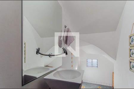 Apartamento à venda com 187m², 3 quartos e 1 vaga Apartamento à venda com 187m², 3 quartos e 1 vagaLavabo