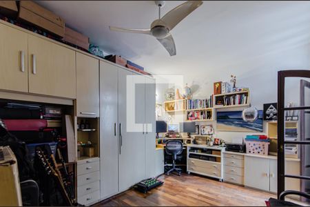 Apartamento à venda com 187m², 3 quartos e 1 vaga Apartamento à venda com 187m², 3 quartos e 1 vagaSuíte 3