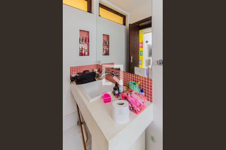 Apartamento à venda com 187m², 3 quartos e 1 vaga Apartamento à venda com 187m², 3 quartos e 1 vagaBanheiro da Suíte 2