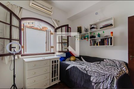 Apartamento à venda com 187m², 3 quartos e 1 vaga Apartamento à venda com 187m², 3 quartos e 1 vagaSuíte 2