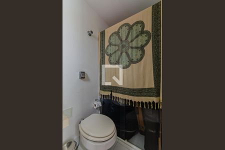 Apartamento à venda com 187m², 3 quartos e 1 vaga Apartamento à venda com 187m², 3 quartos e 1 vagaBanheiro Social