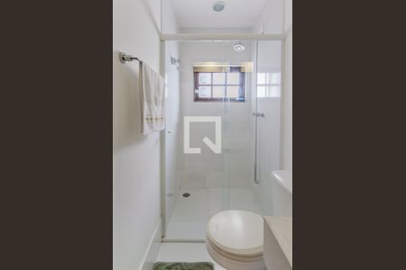 Apartamento à venda com 187m², 3 quartos e 1 vaga Apartamento à venda com 187m², 3 quartos e 1 vagaBanheiro da Suíte 3