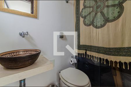 Apartamento à venda com 187m², 3 quartos e 1 vaga Apartamento à venda com 187m², 3 quartos e 1 vagaBanheiro Social