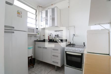 Cozinha de apartamento para alugar com 1 quarto, 30m² em Barra Funda, São Paulo