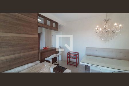 Sala de apartamento à venda com 2 quartos, 57m² em Vila Osasco, Osasco