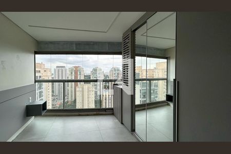 Quarto de apartamento à venda com 1 quarto, 32m² em Jardim das Acácias, São Paulo