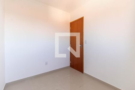 Quarto 2 de apartamento para alugar com 2 quartos, 36m² em Itaquera, São Paulo