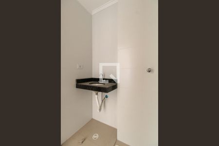 Apartamento para alugar com 36m², 2 quartos e sem vagaBanheiro
