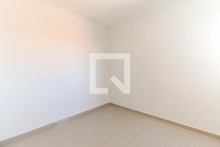 Quarto 1 de apartamento para alugar com 2 quartos, 36m² em Itaquera, São Paulo