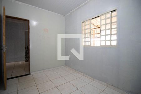 Quarto de casa para alugar com 2 quartos, 90m² em Samambaia Norte (samambaia), Brasília