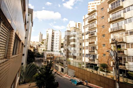 Vista de apartamento à venda com 4 quartos, 172m² em Cruzeiro, Belo Horizonte
