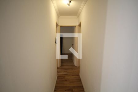 Corredor de apartamento para alugar com 2 quartos, 75m² em Liberdade, São Paulo