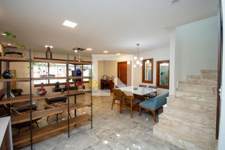 Sala de casa à venda com 2 quartos, 200m² em Jardim Bélgica, São Paulo