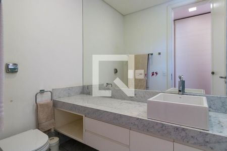 Casa de condomínio à venda com 1314m², 4 quartos e 10 vagas Casa de condomínio à venda com 1314m², 4 quartos e 10 vagasQuarto 03