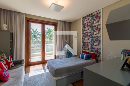 Casa de condomínio à venda com 1314m², 4 quartos e 10 vagas Casa de condomínio à venda com 1314m², 4 quartos e 10 vagasQuarto 02