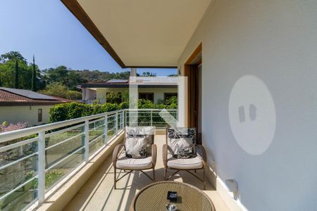 Casa de condomínio à venda com 1314m², 4 quartos e 10 vagas Casa de condomínio à venda com 1314m², 4 quartos e 10 vagasQuarto 04