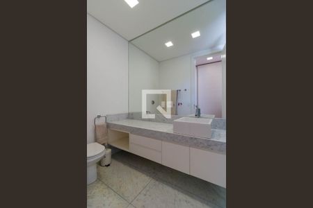 Casa de condomínio à venda com 1314m², 4 quartos e 10 vagas Casa de condomínio à venda com 1314m², 4 quartos e 10 vagasQuarto 03