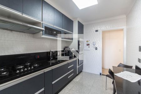 Apartamento à venda com 96m², 3 quartos e 2 vagasCozinha