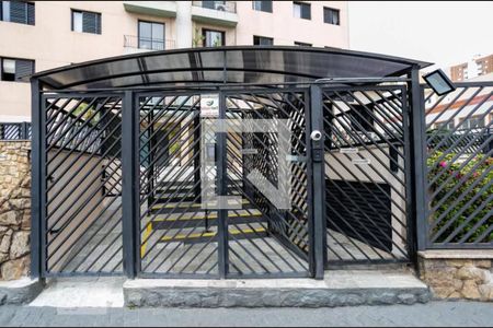 Apartamento à venda com 96m², 3 quartos e 2 vagasFachada